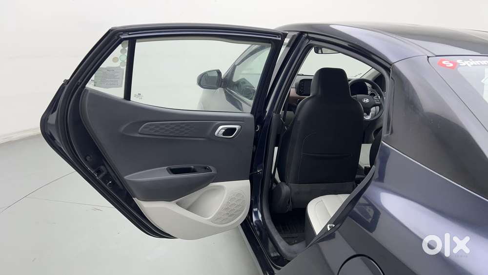 Hyundai Aura 1.2 Sx Cng, 2023, Cng & Hybrids