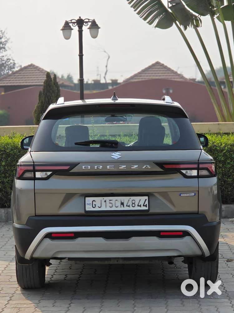 Maruti Suzuki Brezza 1.5 Zxi Smart Hybrid, 2022, Petrol