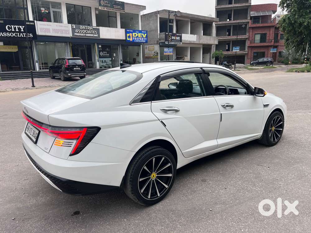 Hyundai New Verna Sx O 1.5 Turbo Gdi Mt, 2023, Petrol