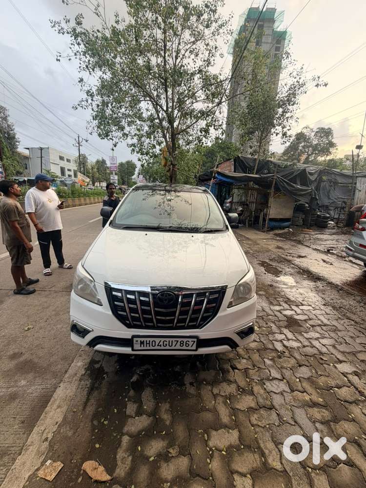Toyota Innova Diesel 2015