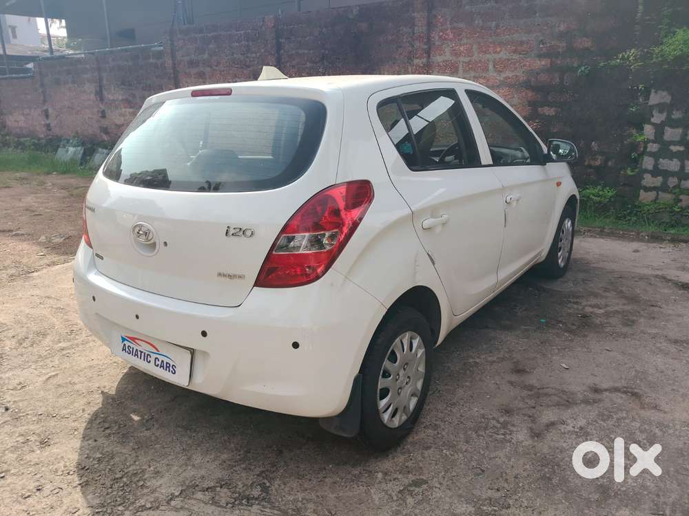 Hyundai I20 [ ] 1.2 Magna (o), 2010, Petrol