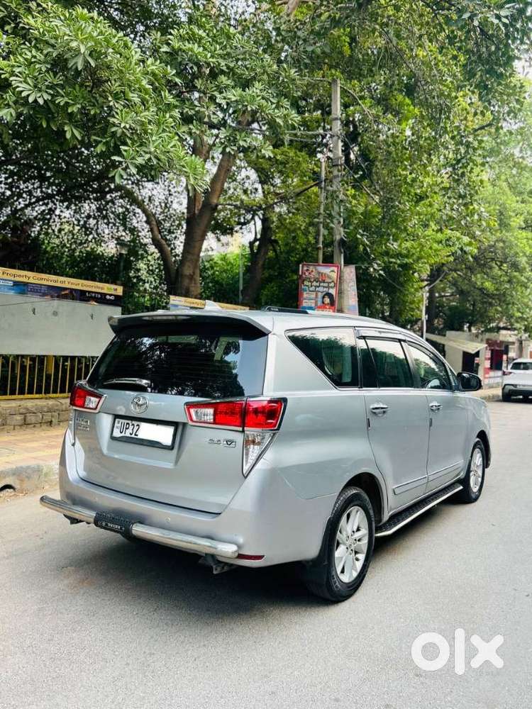 Toyota Innova Crysta 2.4 V 7 Str, 2017, Diesel