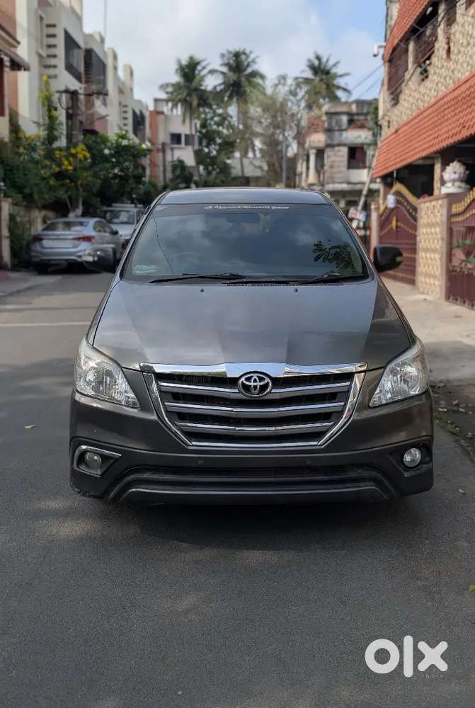 Toyota Innova 2014 Diesel 169000 Km Driven