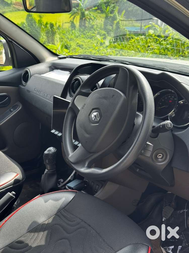 Renault Duster Petrol 2017 Car