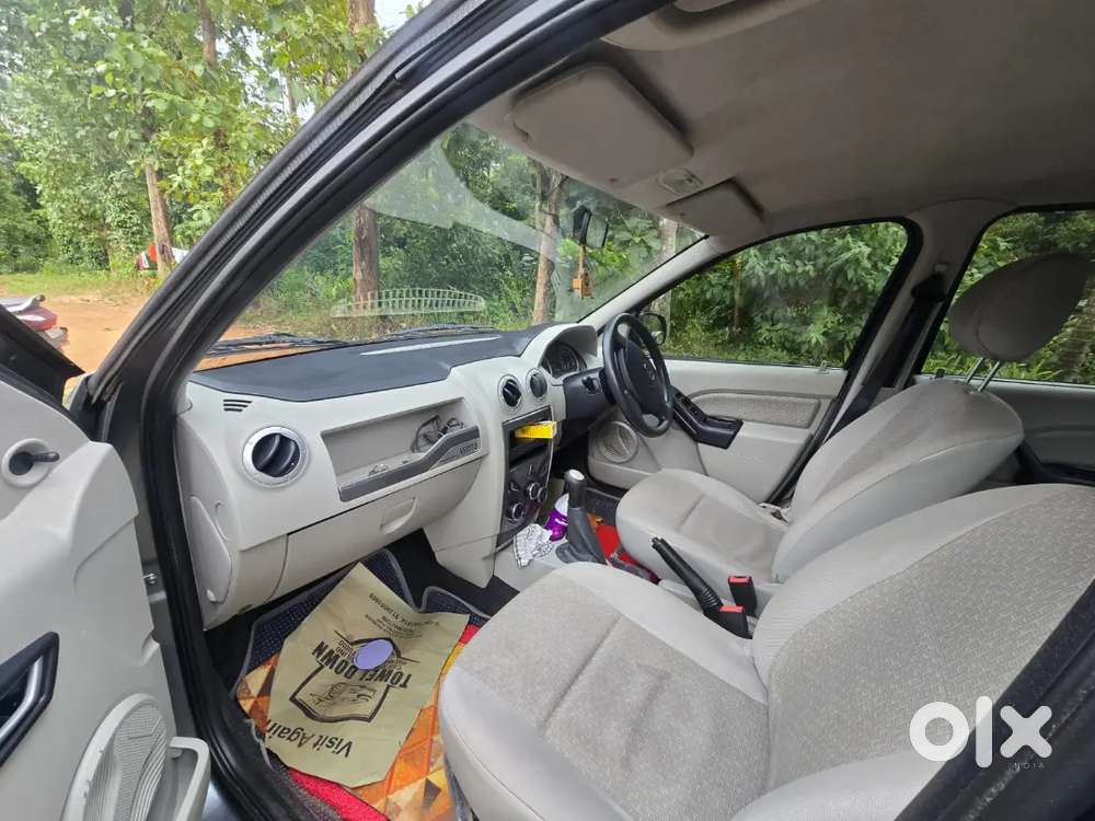 Mahindra Verito 1.5 D4 2013