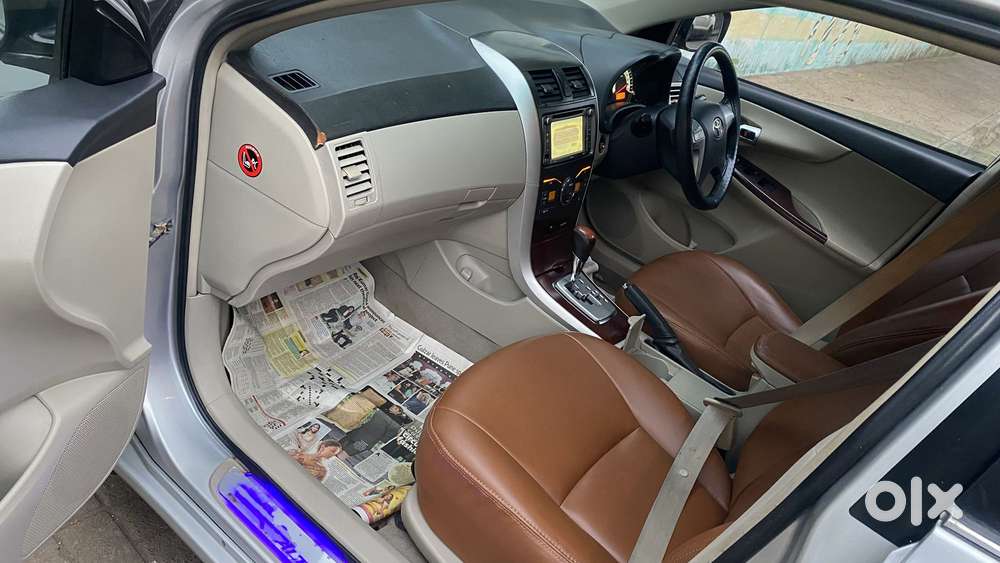 Toyota Corolla Altis G Hv At, 2011, Petrol