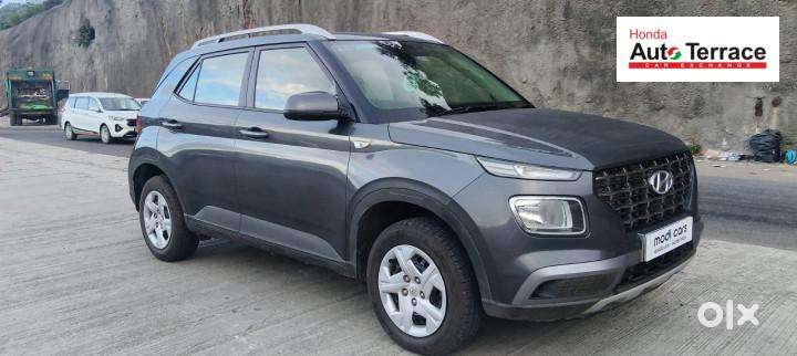 Hyundai Venue 1.2 S Plus, 2020, Petrol