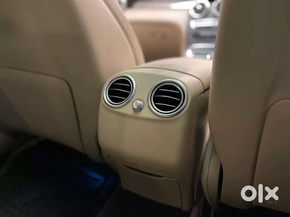 Mercedes-benz Glc Class Progressive 300, 2019, Petrol