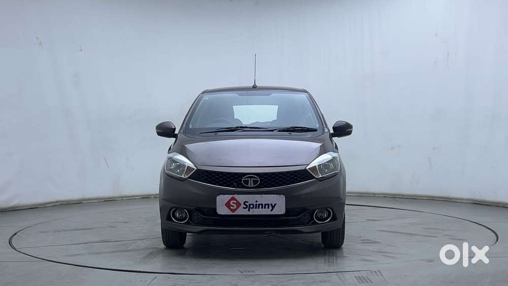 Tata Tiago Xza, 2017, Petrol