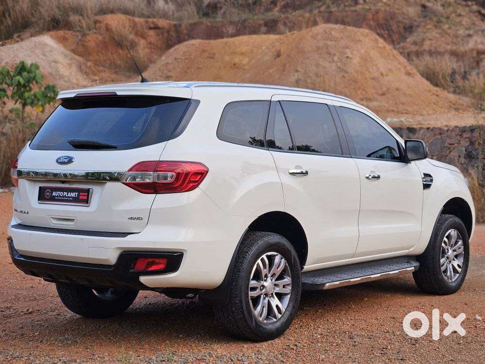 Ford Endeavour 3.2 Titanium At 4x4, 2016, Diesel