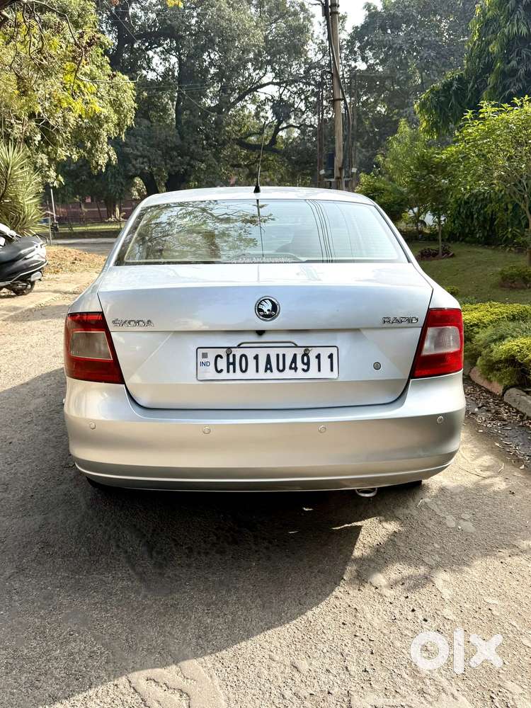 Skoda Rapid 1.6 Mpi Ambition, 2013, Petrol