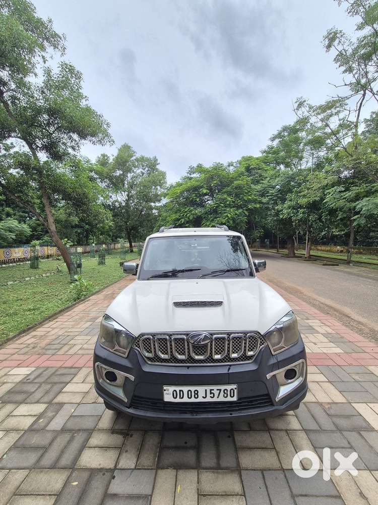 Mahindra Scorpio S Mt 9str, 2018, Diesel