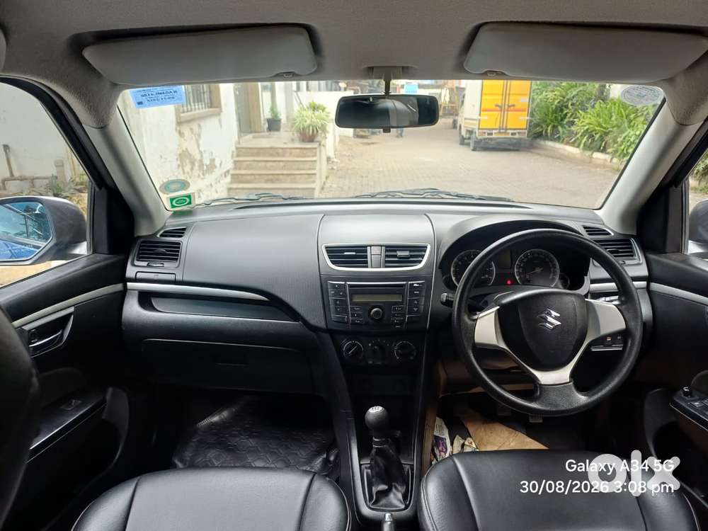 Maruti Suzuki Swift Vxi, 2012, Petrol