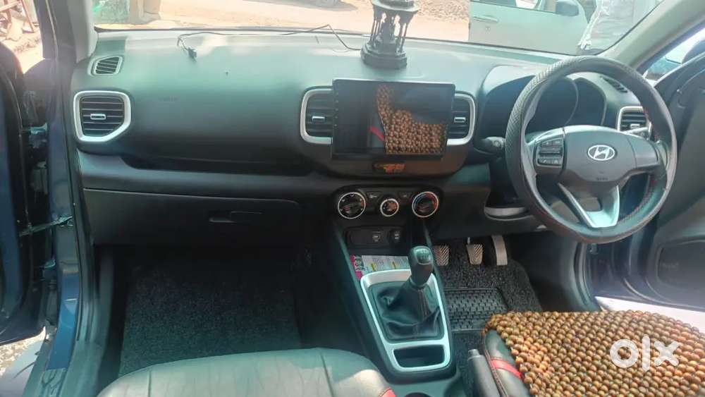 Hyundai Venue Petrol 2021( Army Person)full Insurance