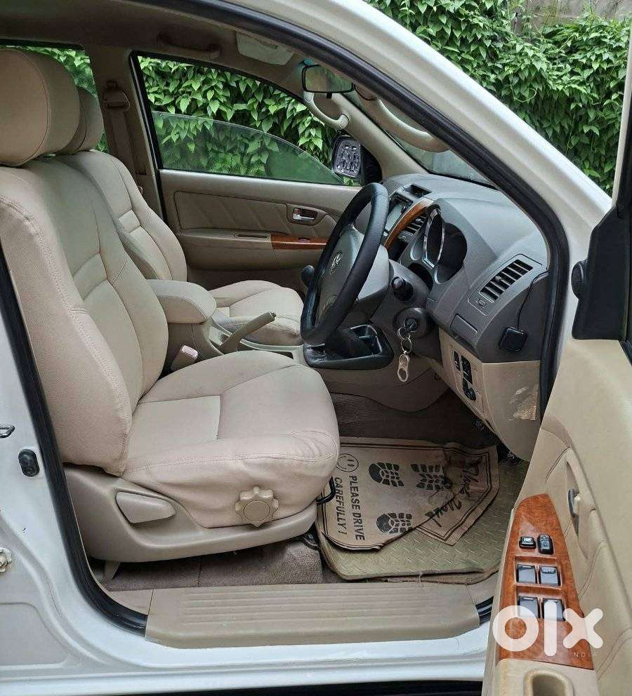 Toyota Fortuner 3.0 4x4 Manual, 2010, Diesel