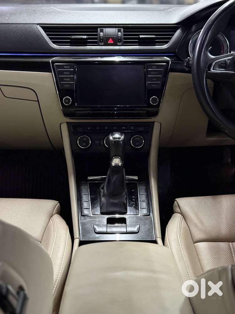 Skoda Superb Lk 1.8 Tsi At, 2016, Petrol