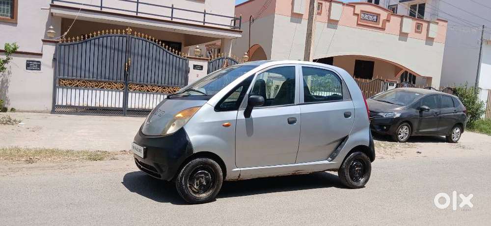 Tata Nano Xe, 2012, Petrol