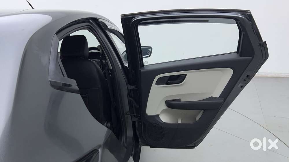 Tata Altroz Xta Petrol, 2023, Petrol