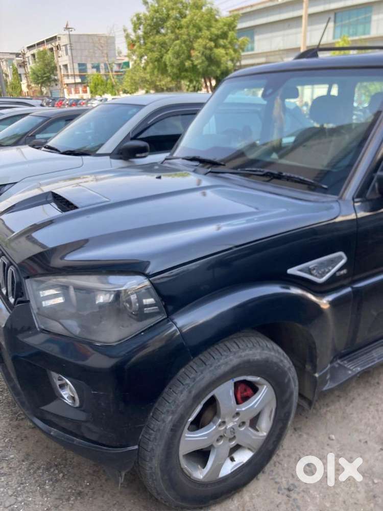 Mahindra Diesel Car 2020