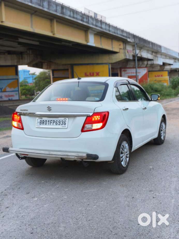 Maruti Suzuki Dzire 1.2 Vxi, 2022, Petrol