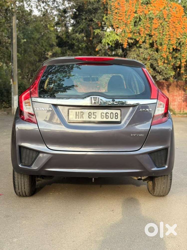 Petrol Car Under 3.50 Lacs Budget. Owner First