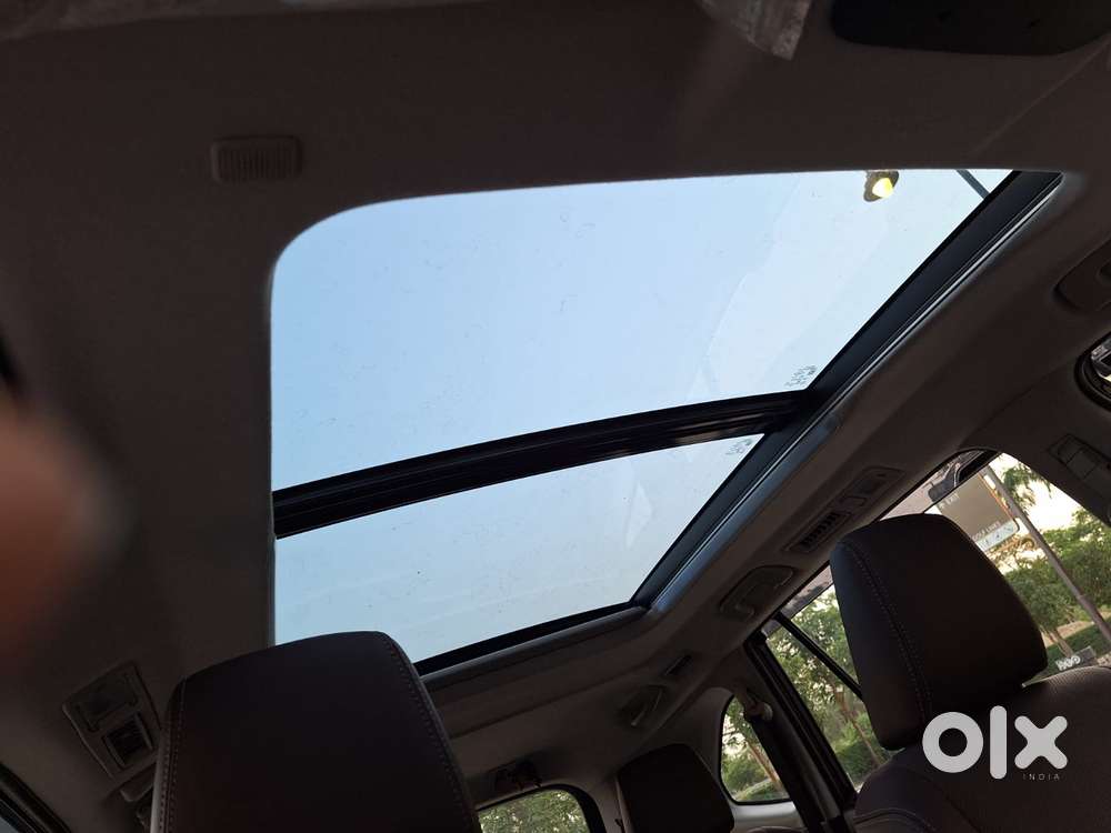 Toyota Innova Hycross 2.0 Zx Hybrid 7 Str, 2026, Petrol