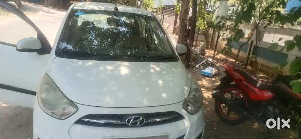 Good Condition L10 Car