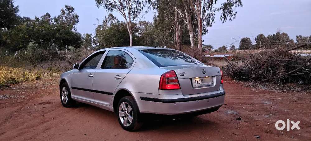 Skoda Laura 1.9 Ambiente 2008