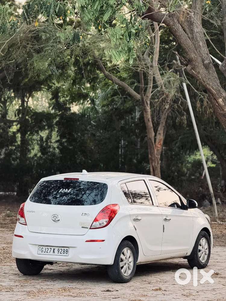 Hyundai I20 2013 Cng & Hybrids 147000 Km Driven