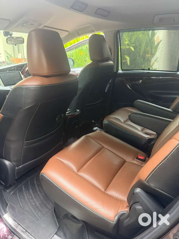 Toyota Innova Crysta 2.8 Gx At 8s, 2021, Petrol
