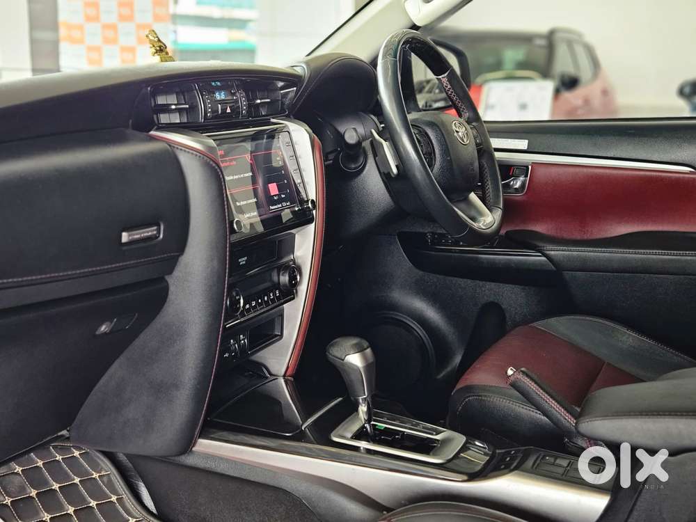 Toyota Fortuner Legender 4x2 At 2.8, 2025, Diesel