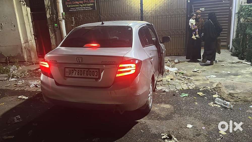 Honda Amaze 2nd Gen 2014 Diesel Well Maintained