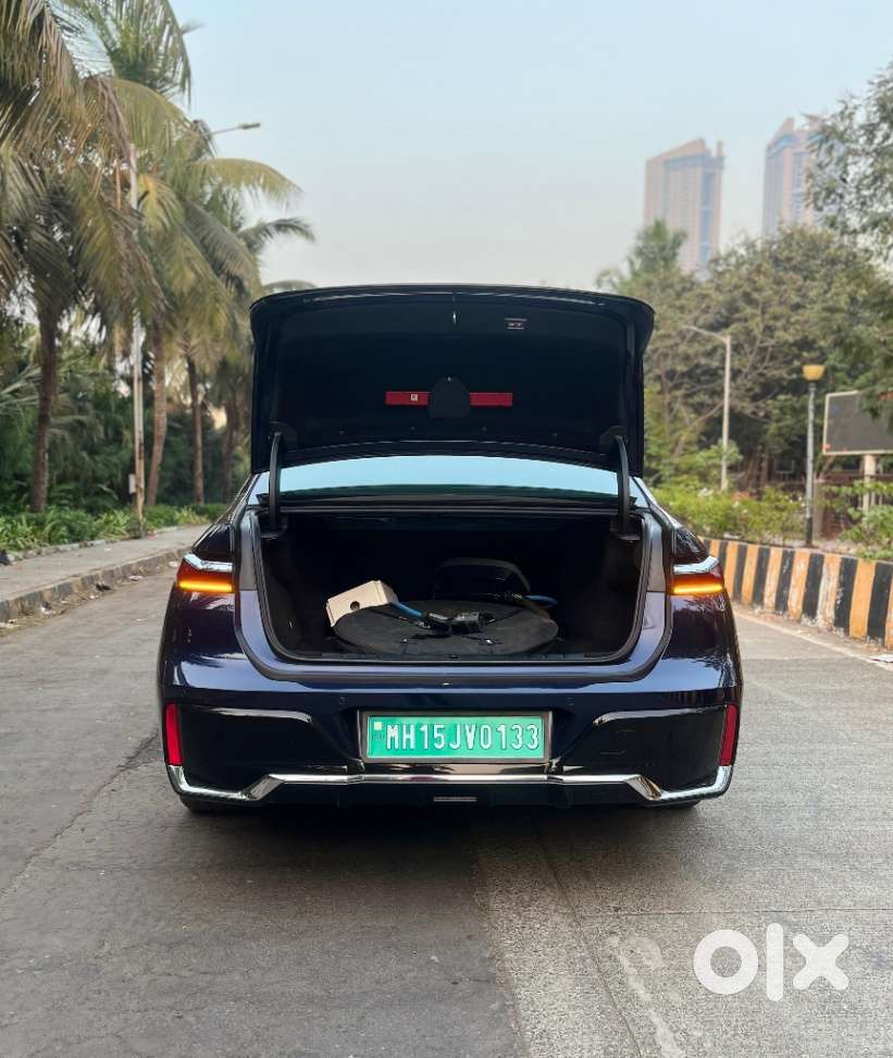 Bmw I7, 2024, Electric