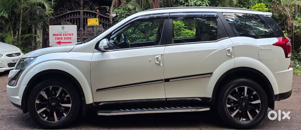 Mahindra Xuv500 W11 Option At, 2021, Diesel