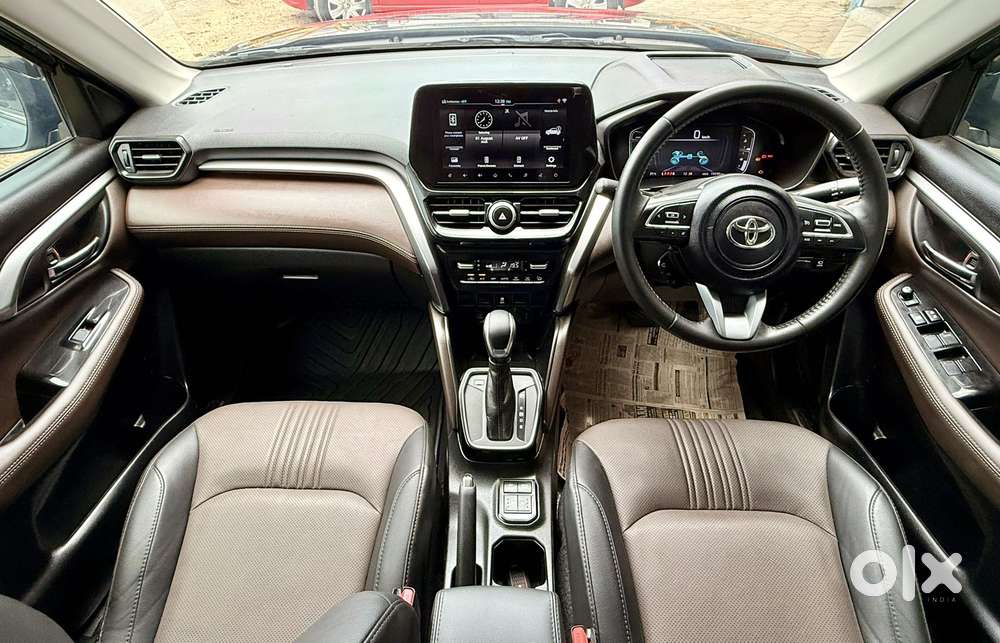 Toyota Urban Cruiser Hyryder 1.5 V Hybrid, 2024, Cng & Hybrids