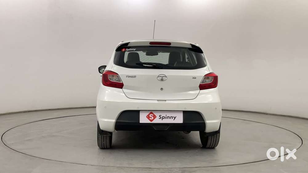 Tata Tiago Xz, 2016, Petrol