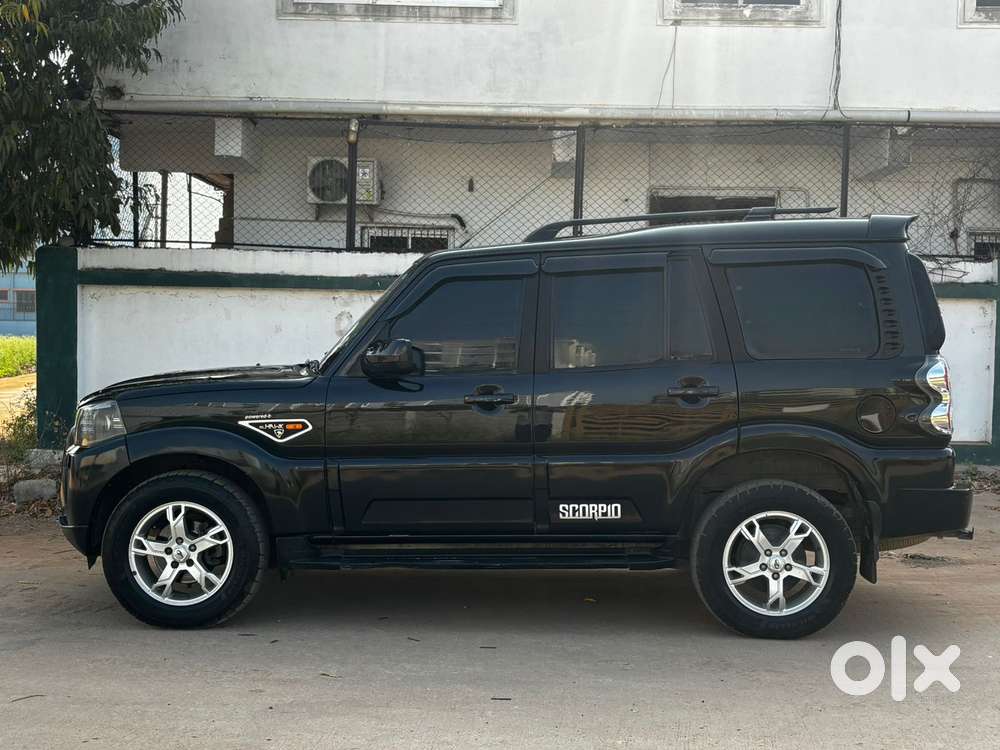 Mahindra Scorpio