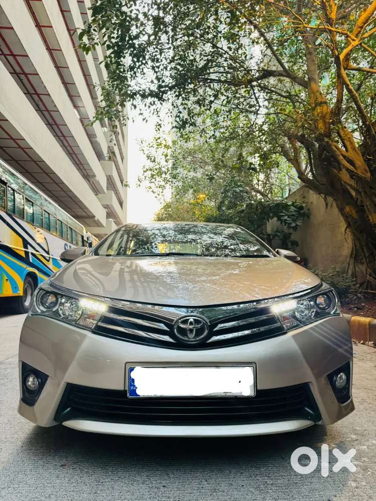 Toyota Corolla Altis 2015