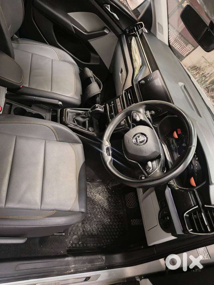 Skoda Kushaq 1.0 Tsi Style At, 2024, Petrol