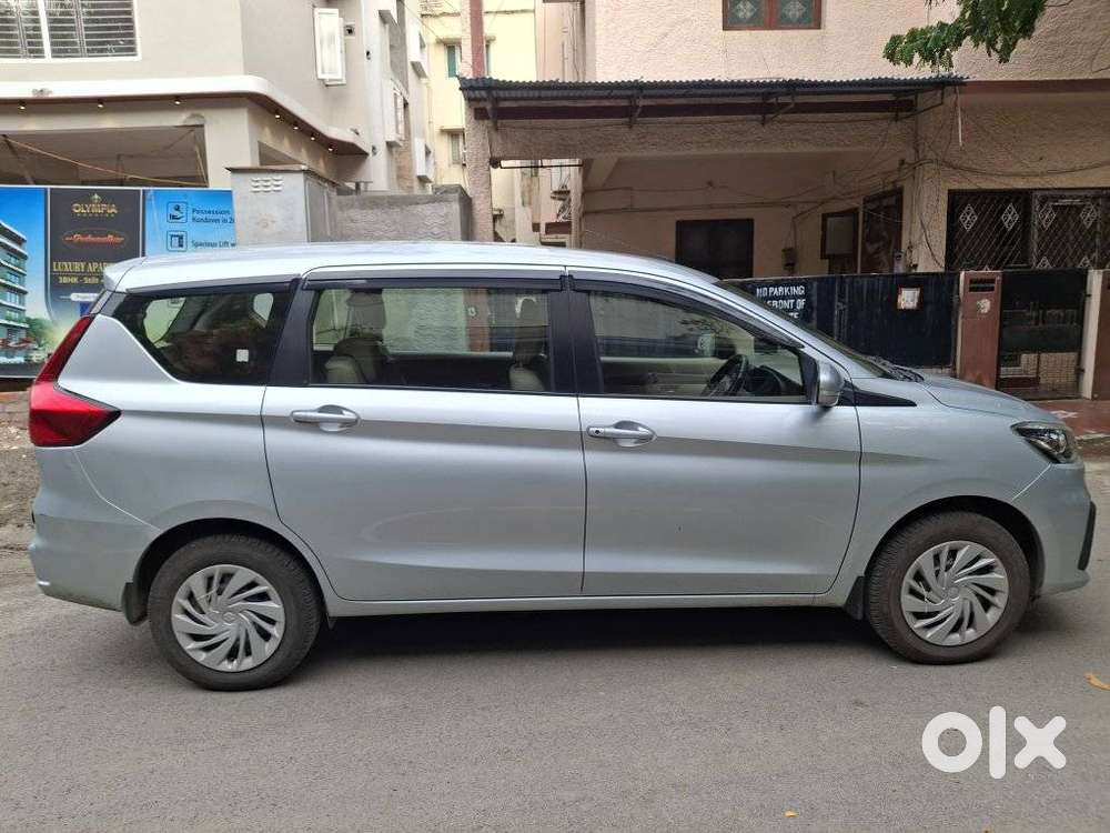Maruti Suzuki Ertiga Vxi (o) Cng, 2025, Petrol