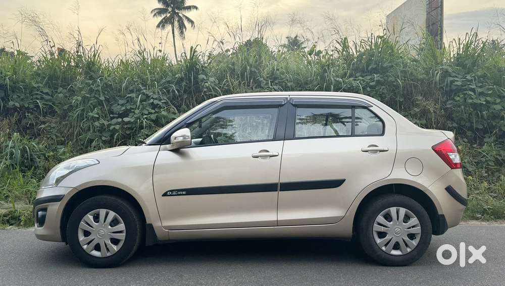 Maruti Suzuki Swift Dzire Vxi(o) Amt, 2013, Petrol