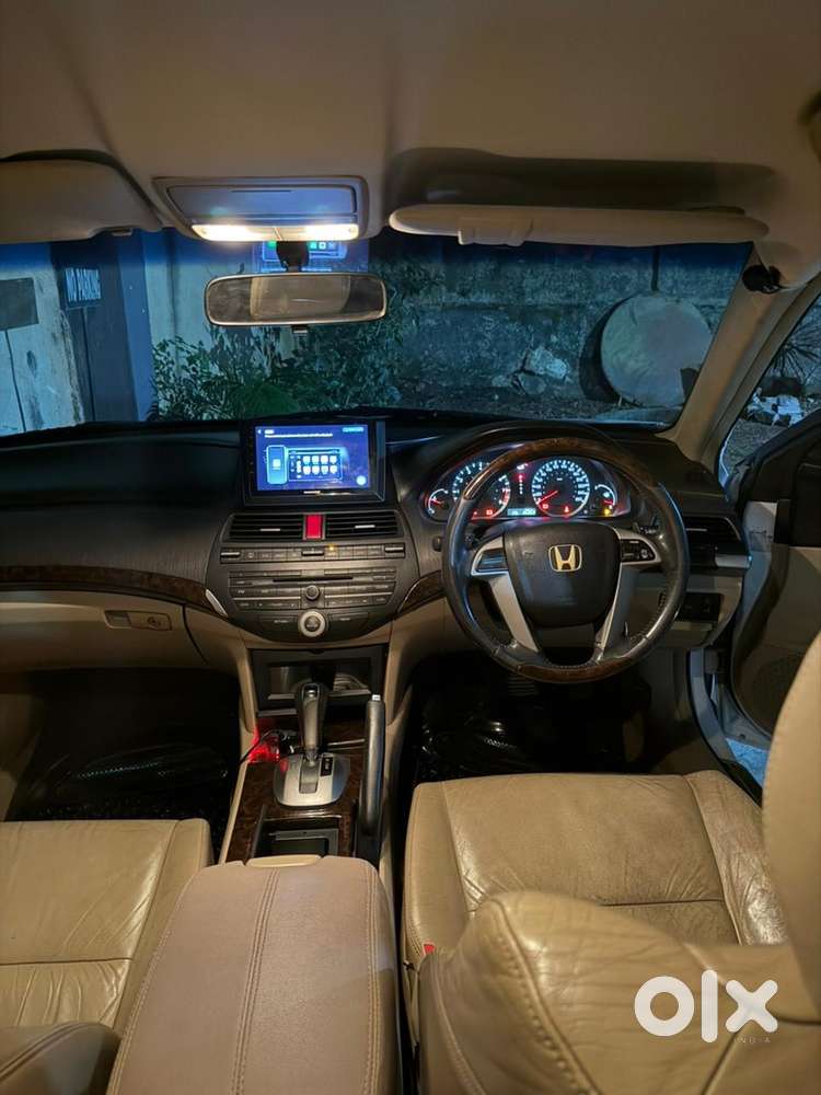 Honda Accord 3.5 V6 2009 Km Driven