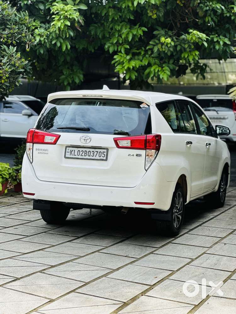 Toyota Innova Crysta 2.4 G Plus Mt 7 Str, 2021, Diesel