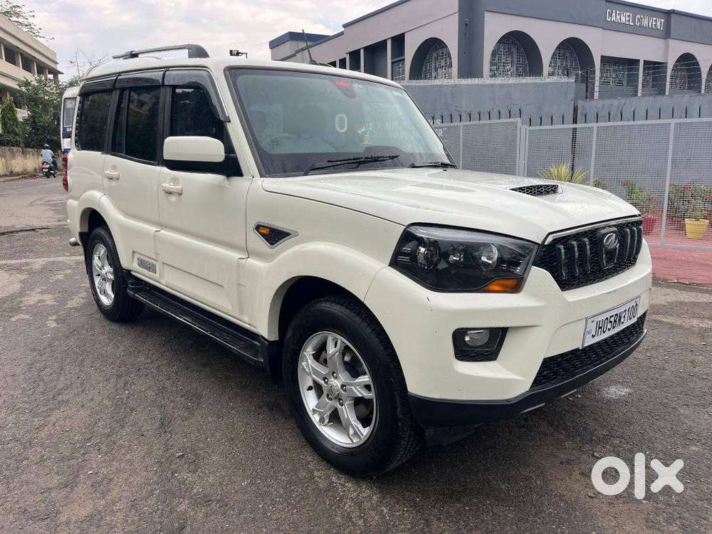 Mahindra Scorpio S10, 2016, Diesel