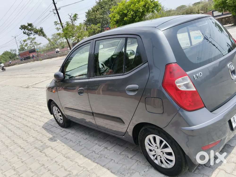 Hyundai I10 Sportz Petrol  Cng 2015