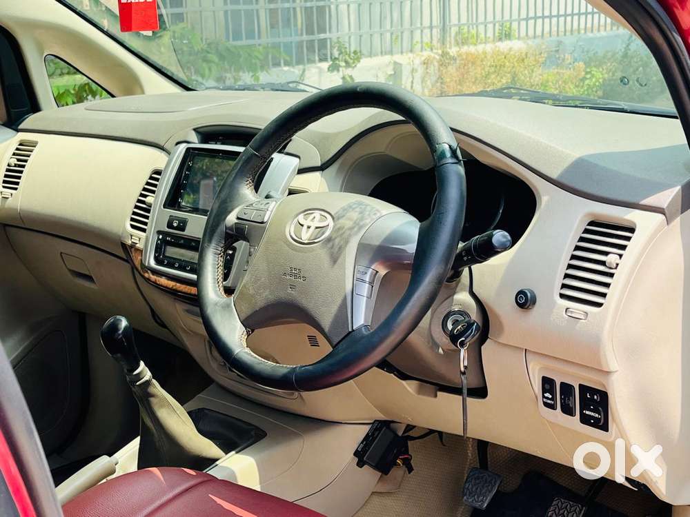 Toyota Innova 2.5 Vx 8 Str, 2013, Diesel