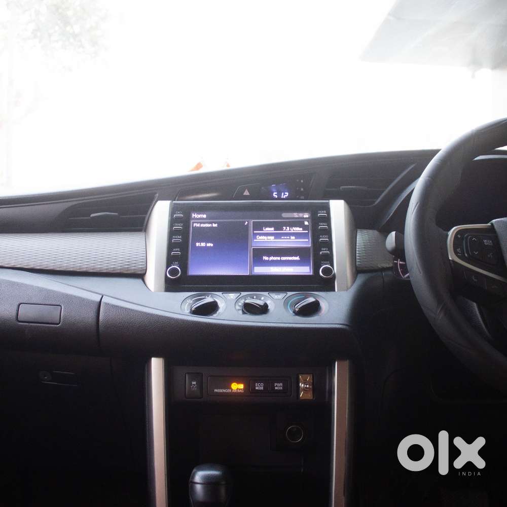 Toyota Innova Crysta