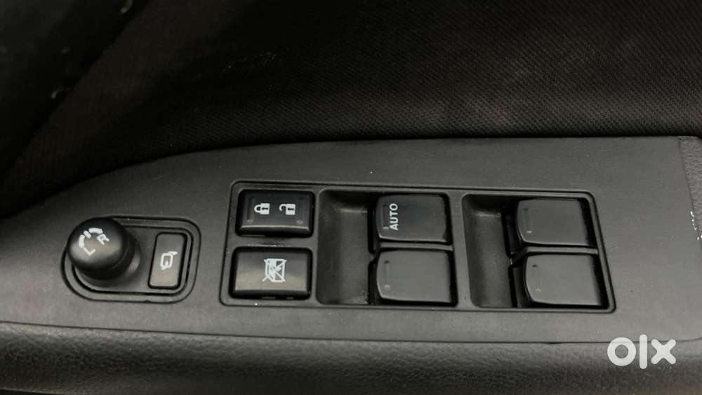 Maruti Suzuki Vitara Brezza 1.5 Vxi At, 2023, Petrol