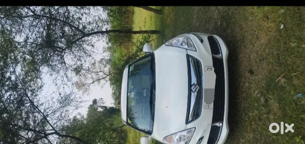 Maruti Suzuki Dzire Vdi 2016