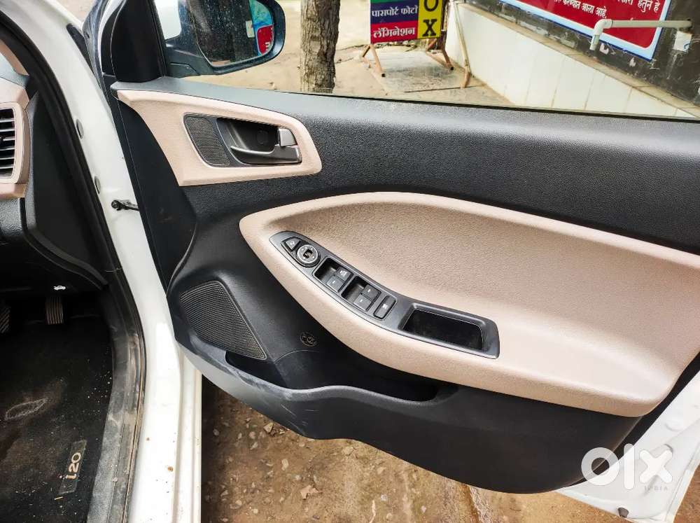 Hyundai I20 Asta 2017 Model Petrol Top Condition  Single Owner
